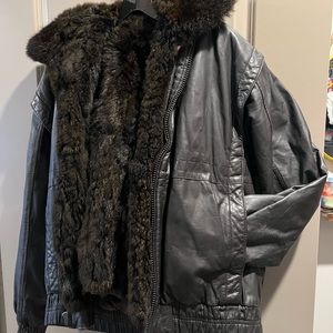Black vintage late 80’s real leather jacket w removable otter fur lining